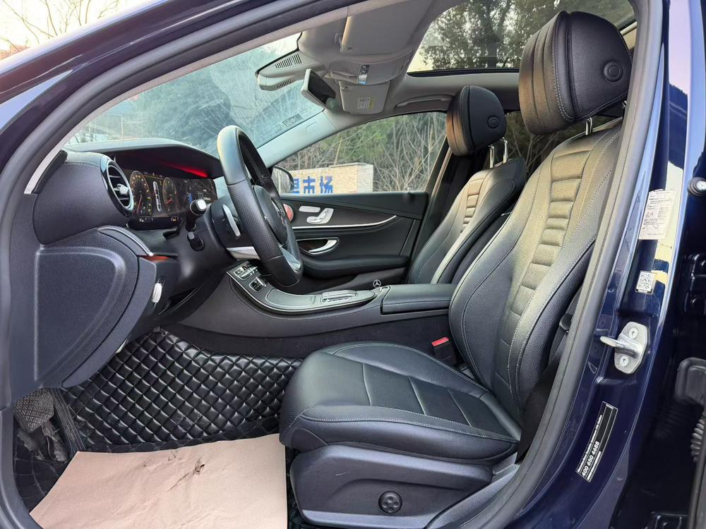 Mercedes-Benz Mercedes-Benz E-Class
