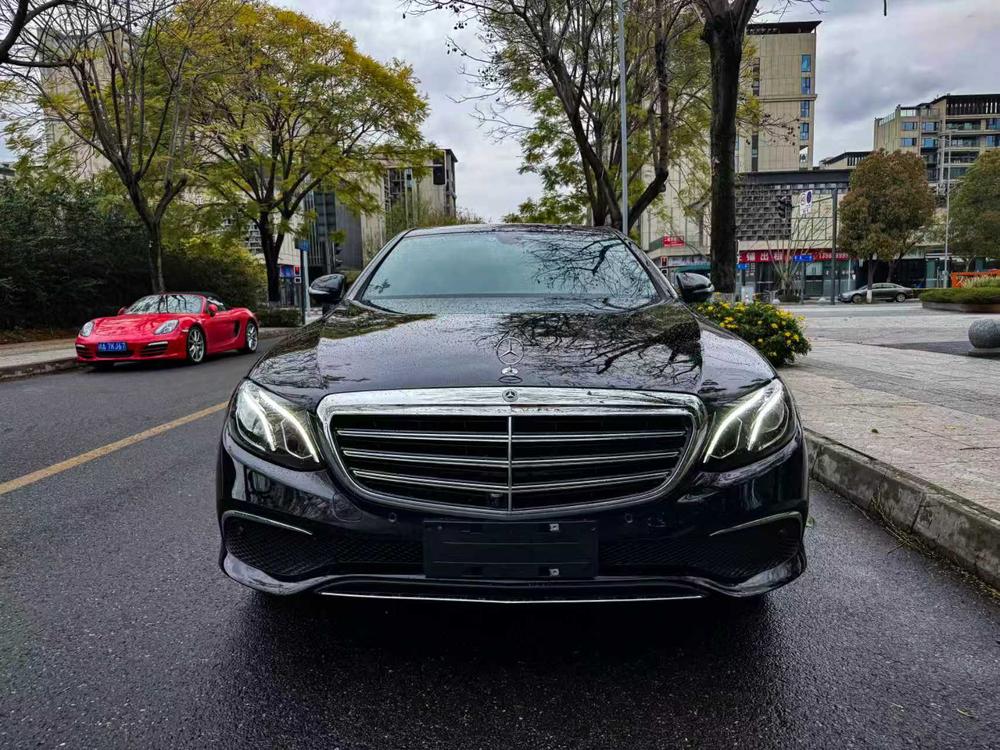 Mercedes-Benz Mercedes-Benz E-Class