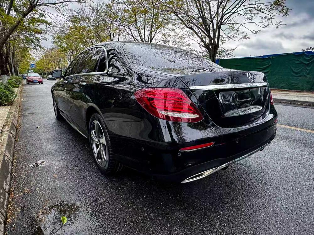 Mercedes-Benz Mercedes-Benz E-Class
