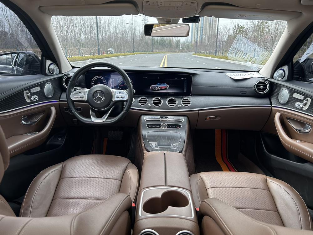 Mercedes-Benz Mercedes-Benz E-Class