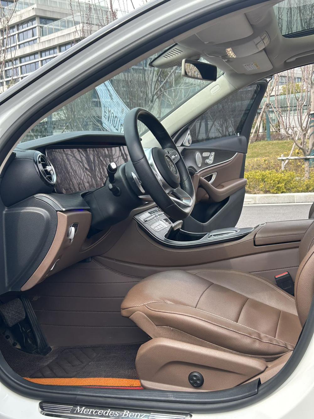 Mercedes-Benz Mercedes-Benz E-Class