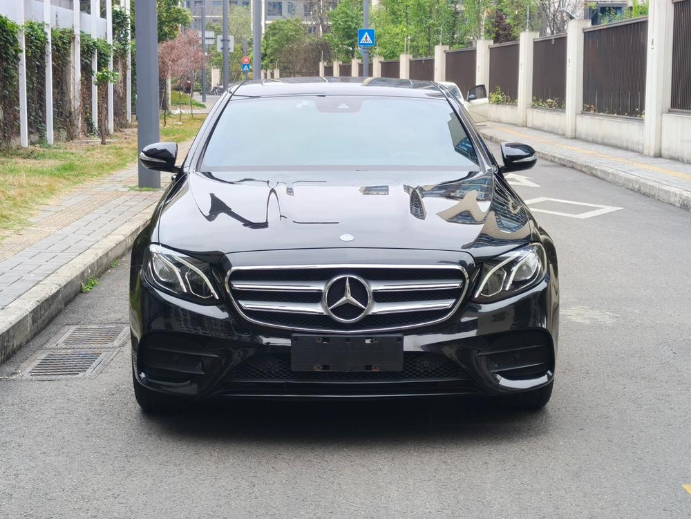 Mercedes-Benz Mercedes-Benz E-Class