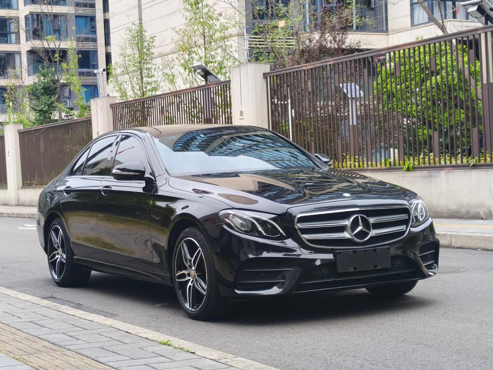 Mercedes-Benz Mercedes-Benz E-Class