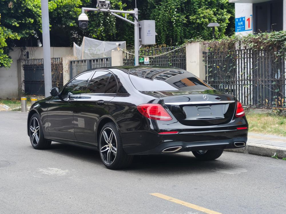 Mercedes-Benz Mercedes-Benz E-Class