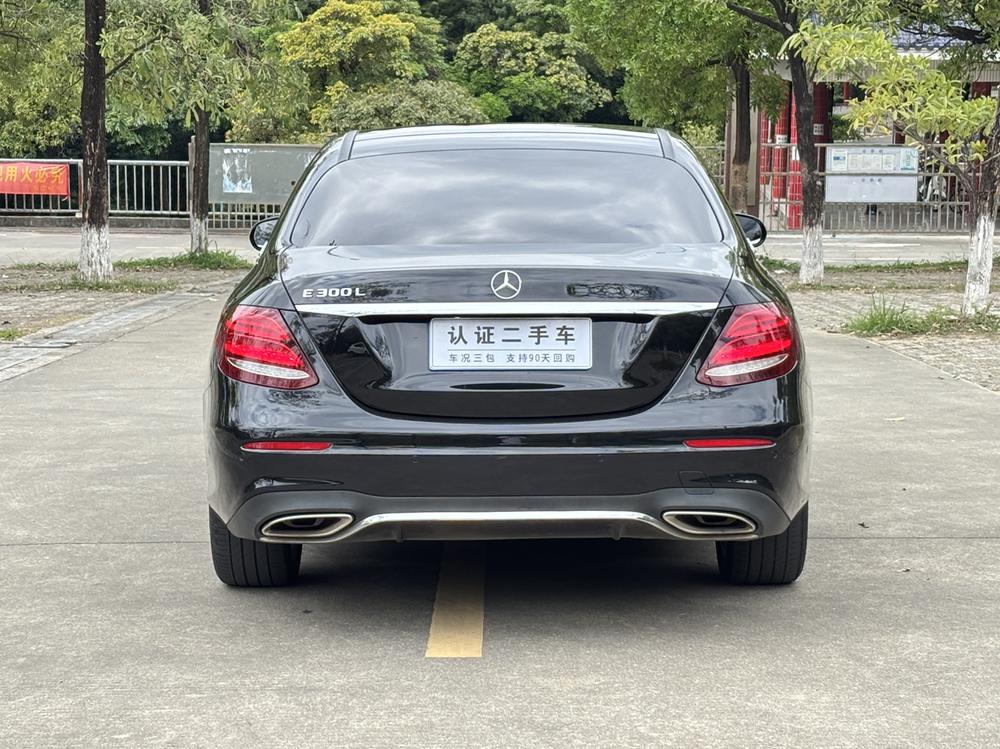 Mercedes-Benz Mercedes-Benz E-Class