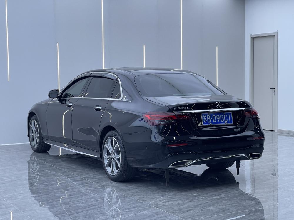 Mercedes-Benz Mercedes-Benz E-Class