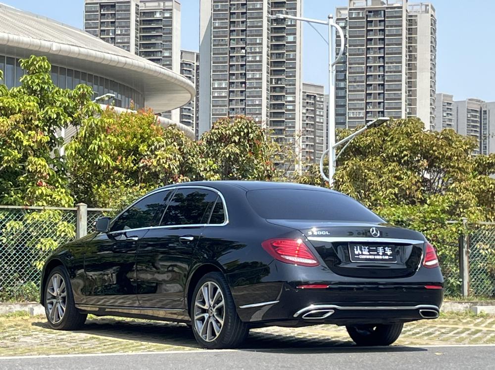 Mercedes-Benz Mercedes-Benz E-Class
