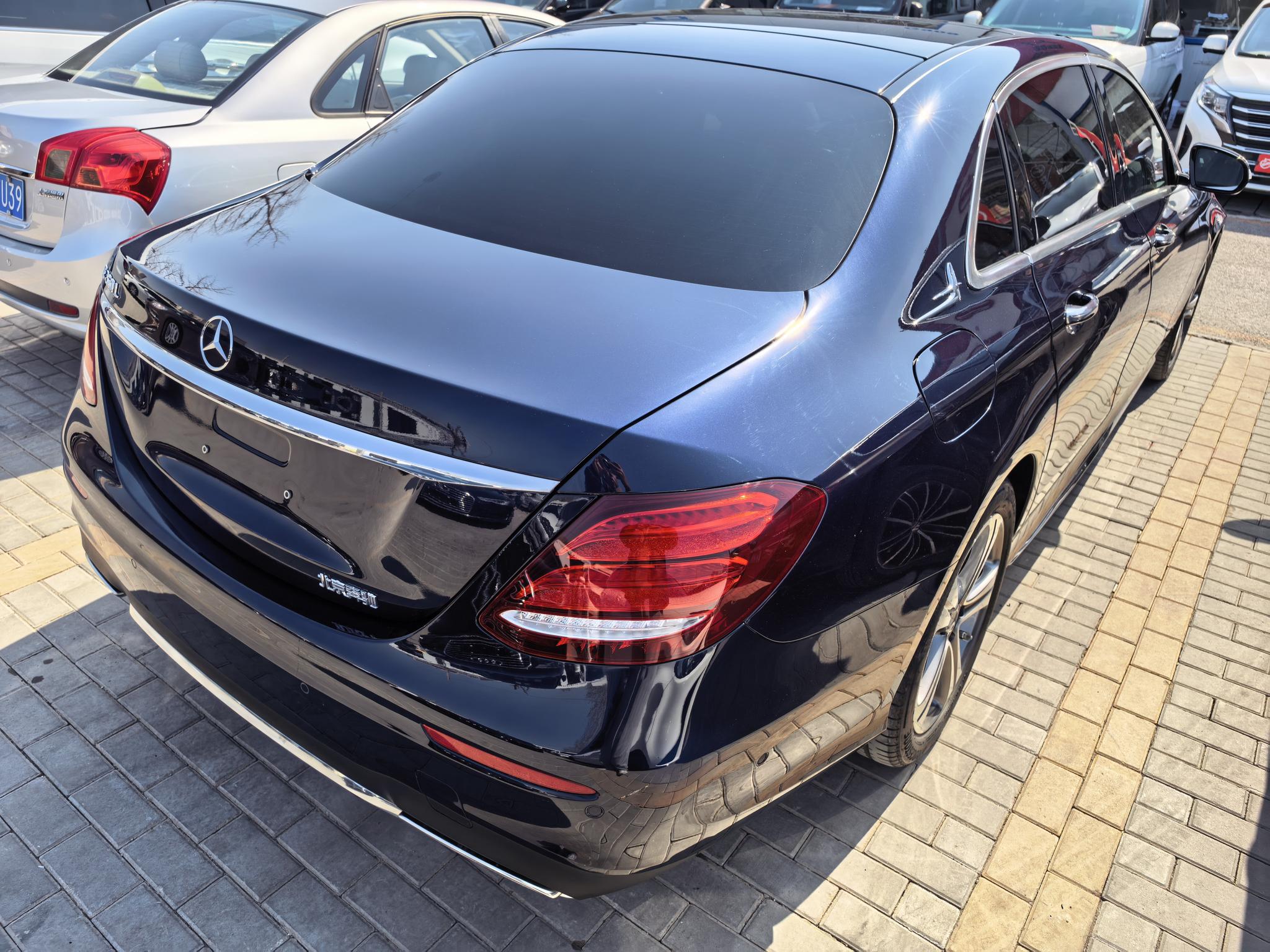 Mercedes-Benz Mercedes-Benz E-Class