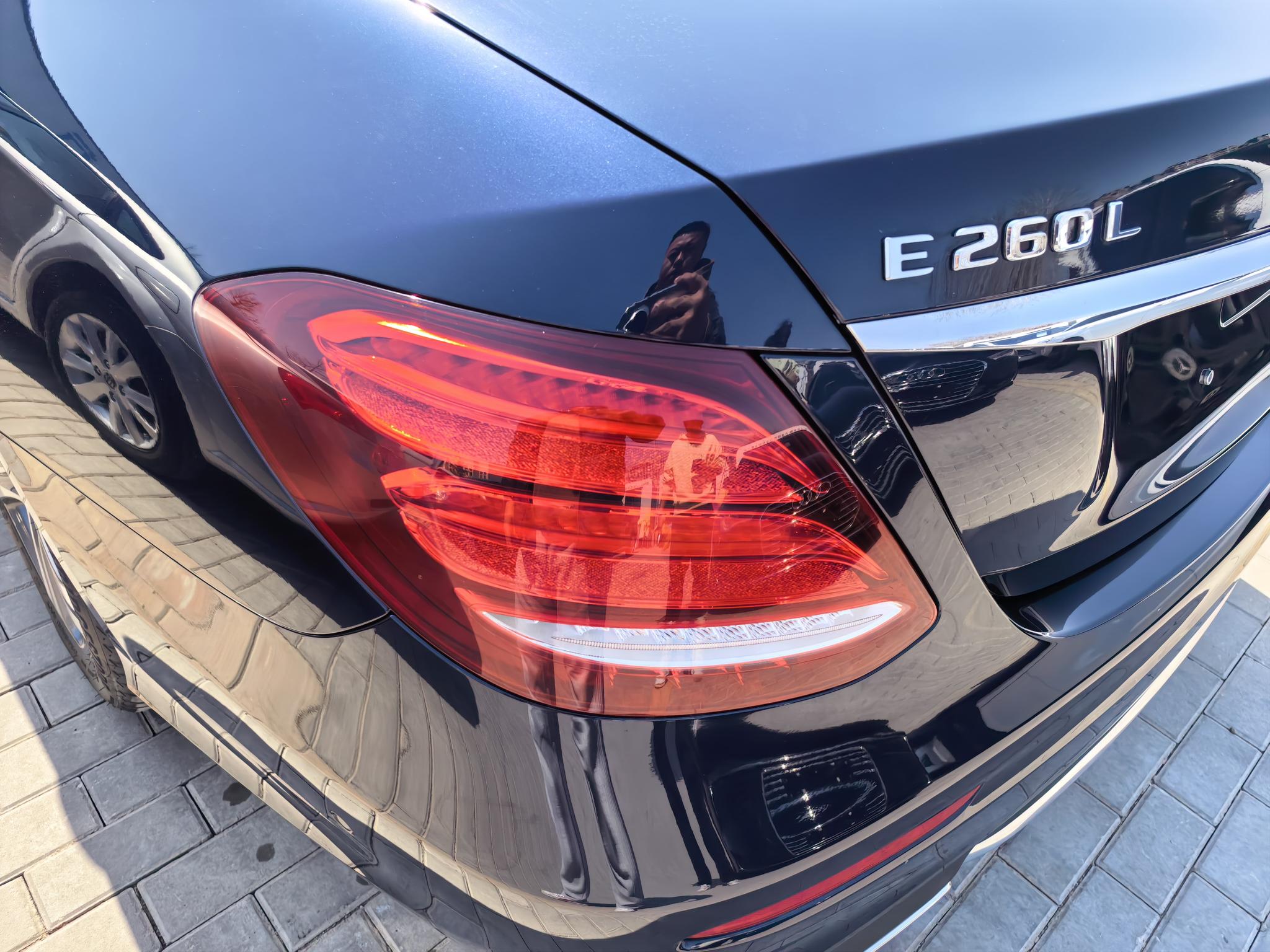 Mercedes-Benz Mercedes-Benz E-Class