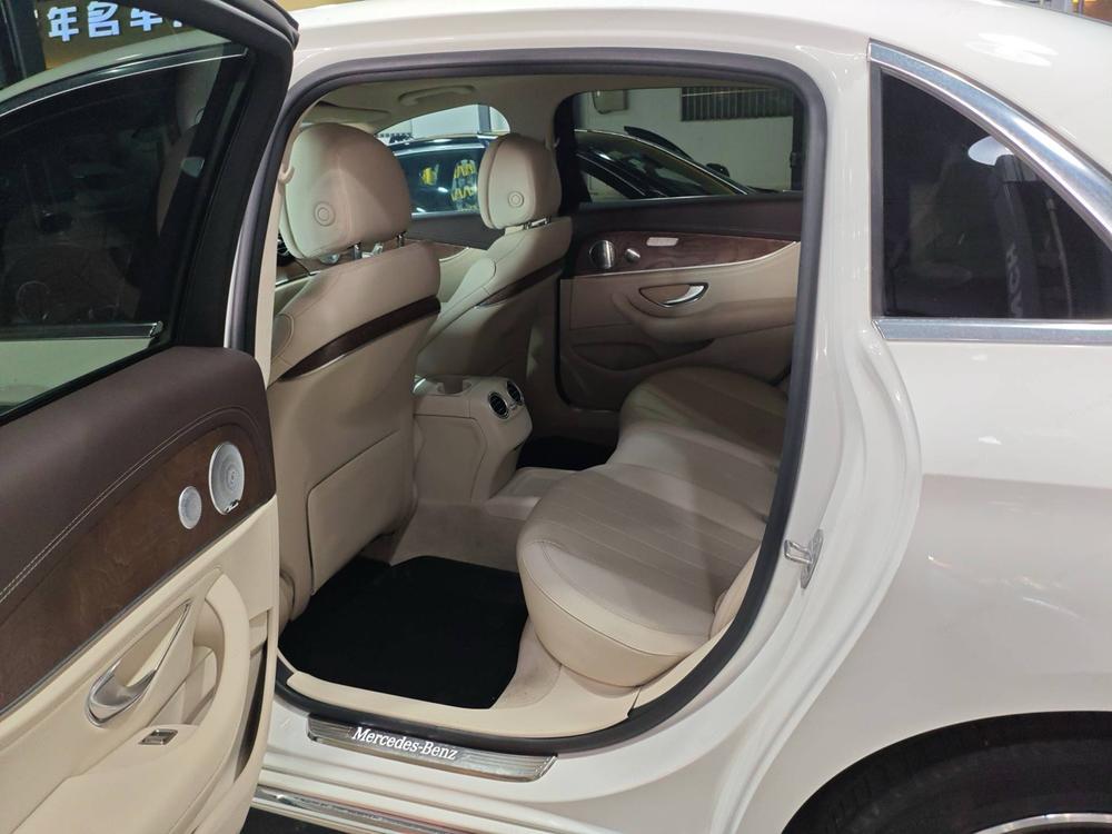 Mercedes-Benz Mercedes-Benz E-Class