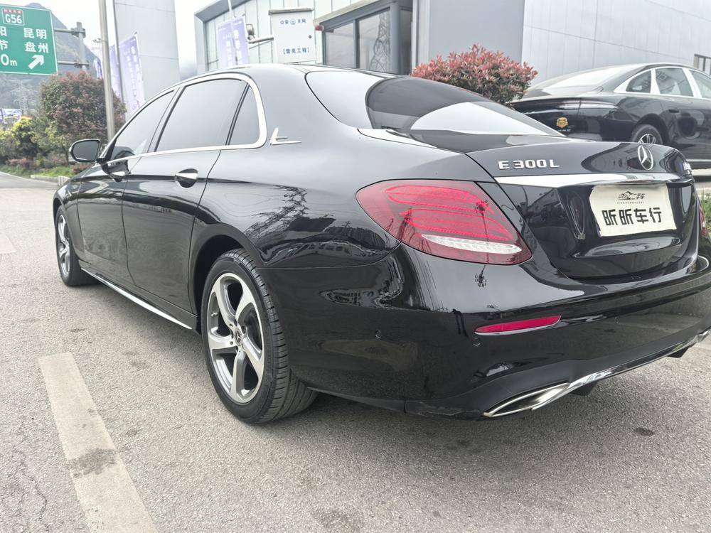 Mercedes-Benz Mercedes-Benz E-Class