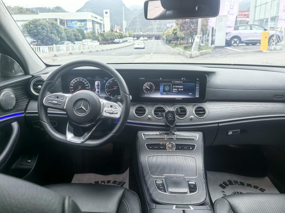Mercedes-Benz Mercedes-Benz E-Class