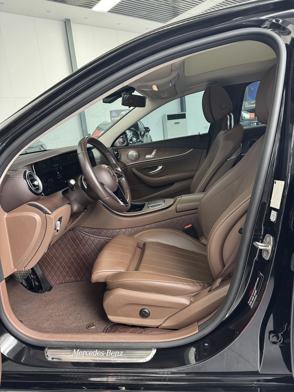 Mercedes-Benz Mercedes-Benz E-Class