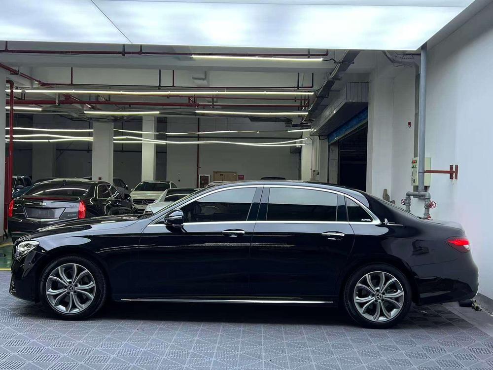 Mercedes-Benz Mercedes-Benz E-Class