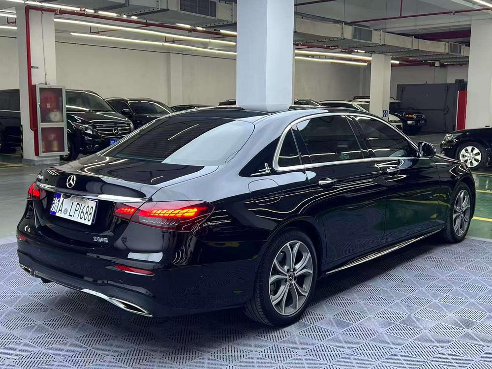 Mercedes-Benz Mercedes-Benz E-Class