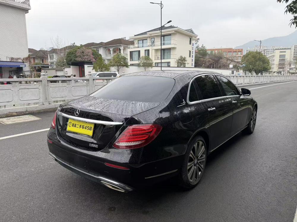 Mercedes-Benz Mercedes-Benz E-Class