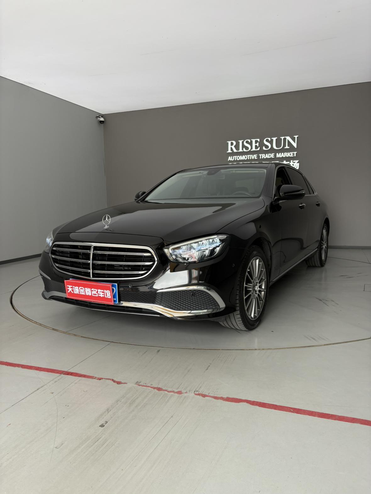 Mercedes-Benz Mercedes-Benz E-Class