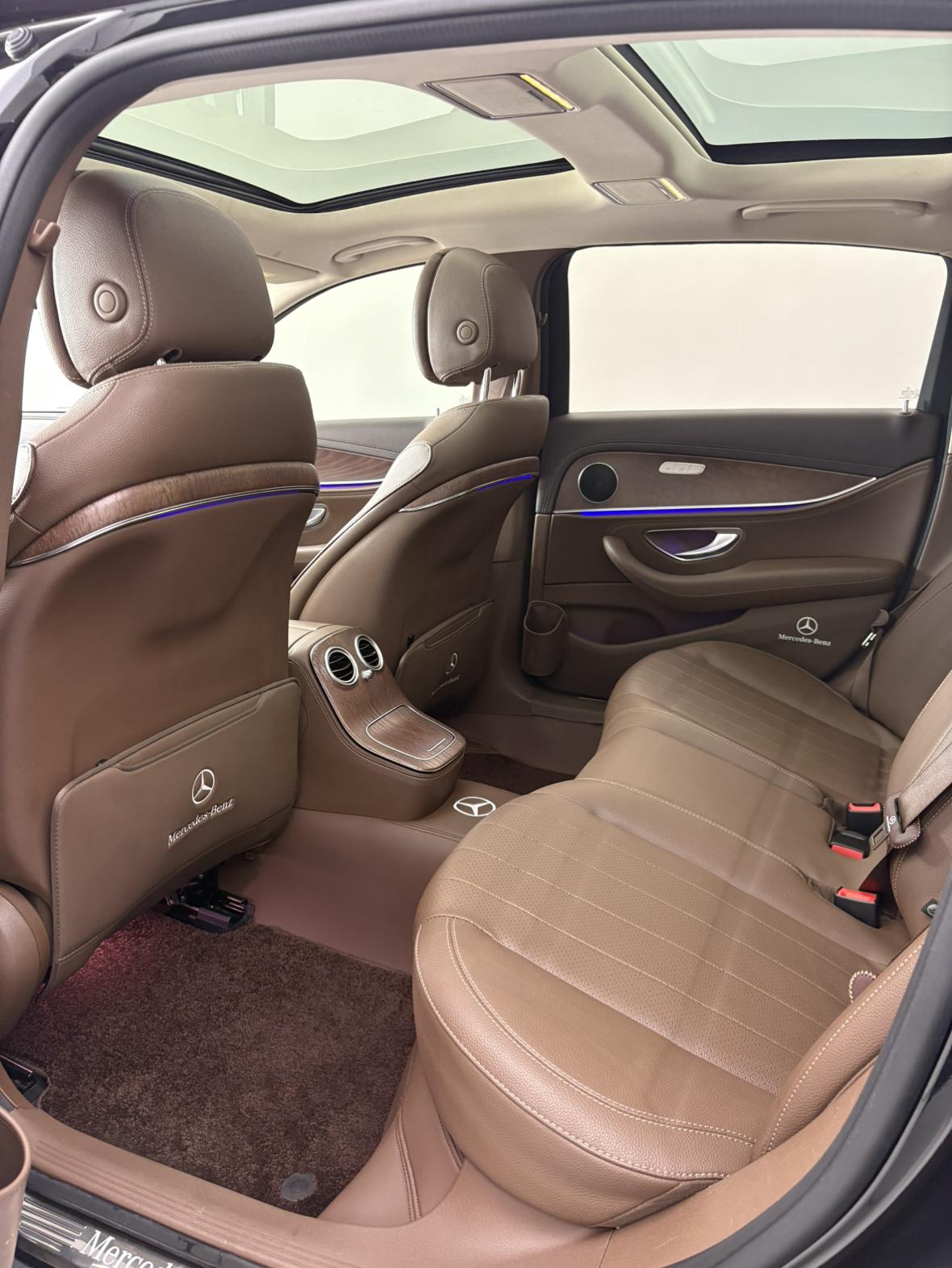 Mercedes-Benz Mercedes-Benz E-Class