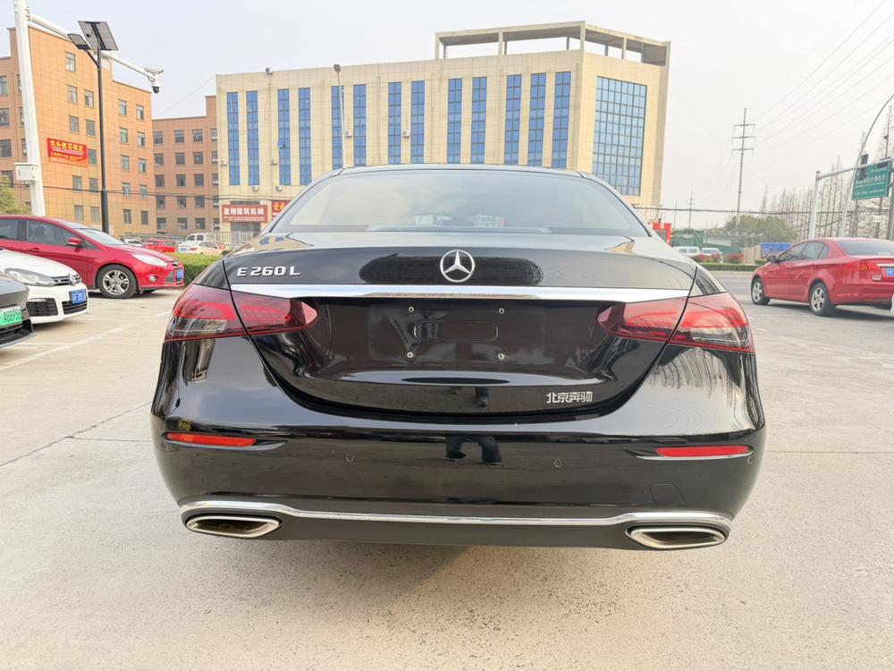 Mercedes-Benz Mercedes-Benz E-Class