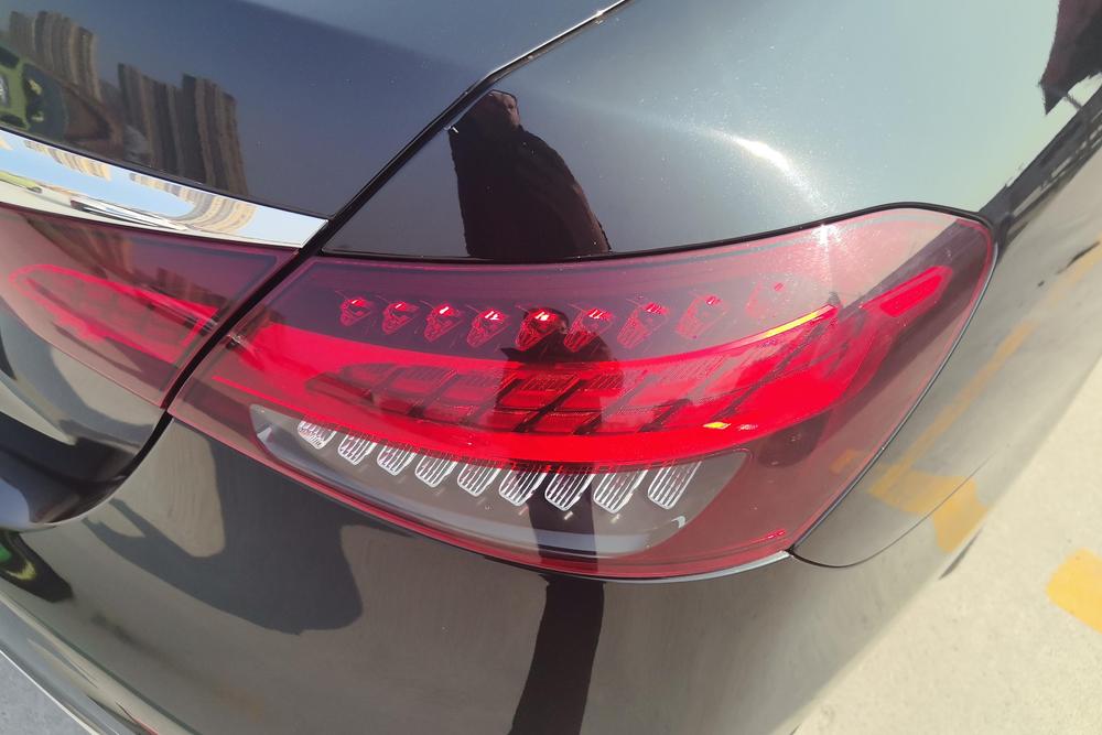 Mercedes-Benz Mercedes-Benz E-Class