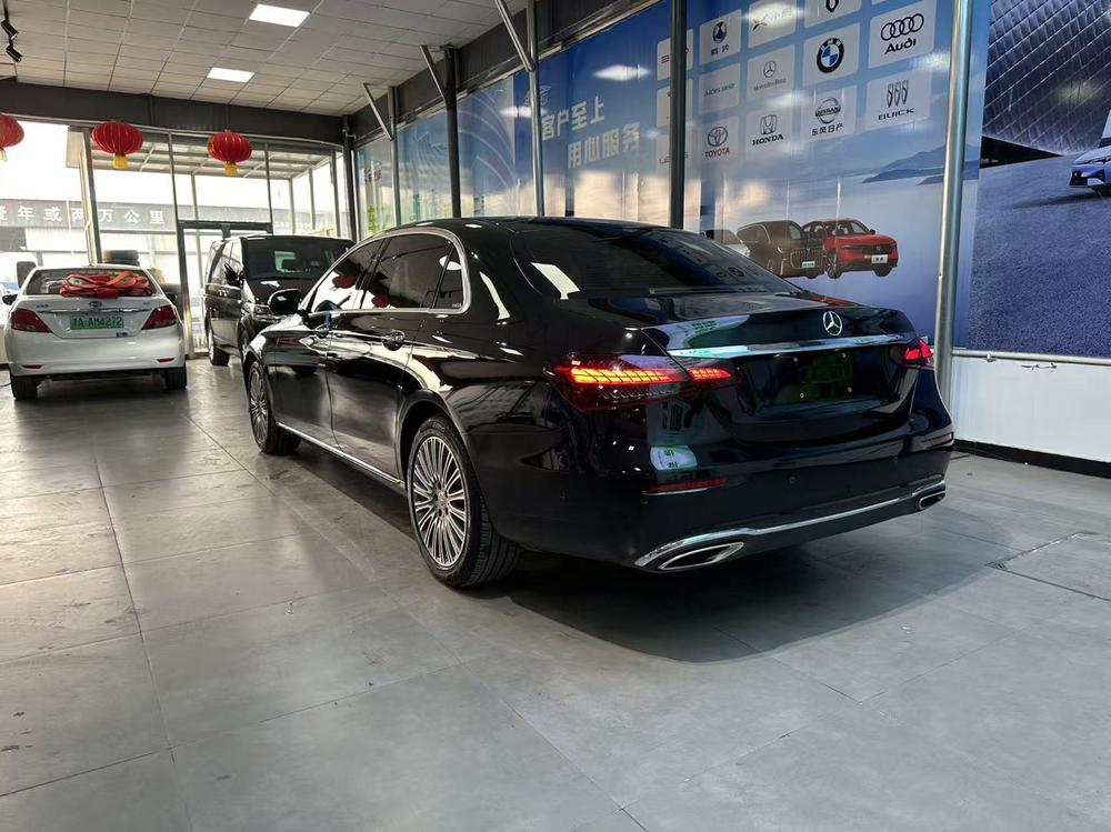 Mercedes-Benz Mercedes-Benz E-Class