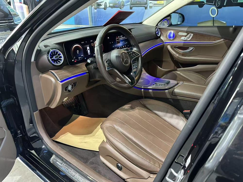 Mercedes-Benz Mercedes-Benz E-Class
