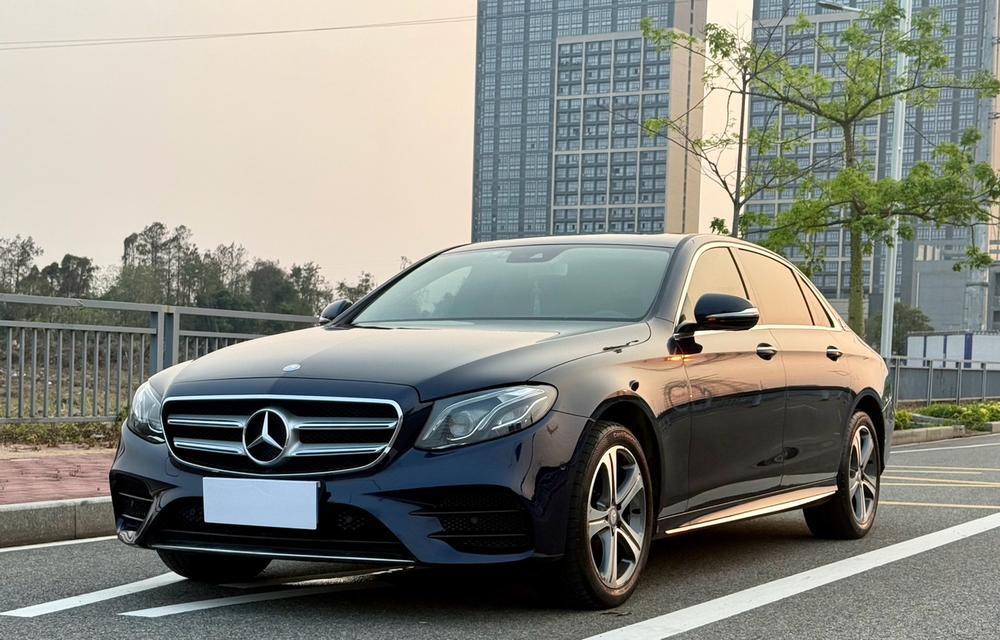 Mercedes-Benz Mercedes-Benz E-Class