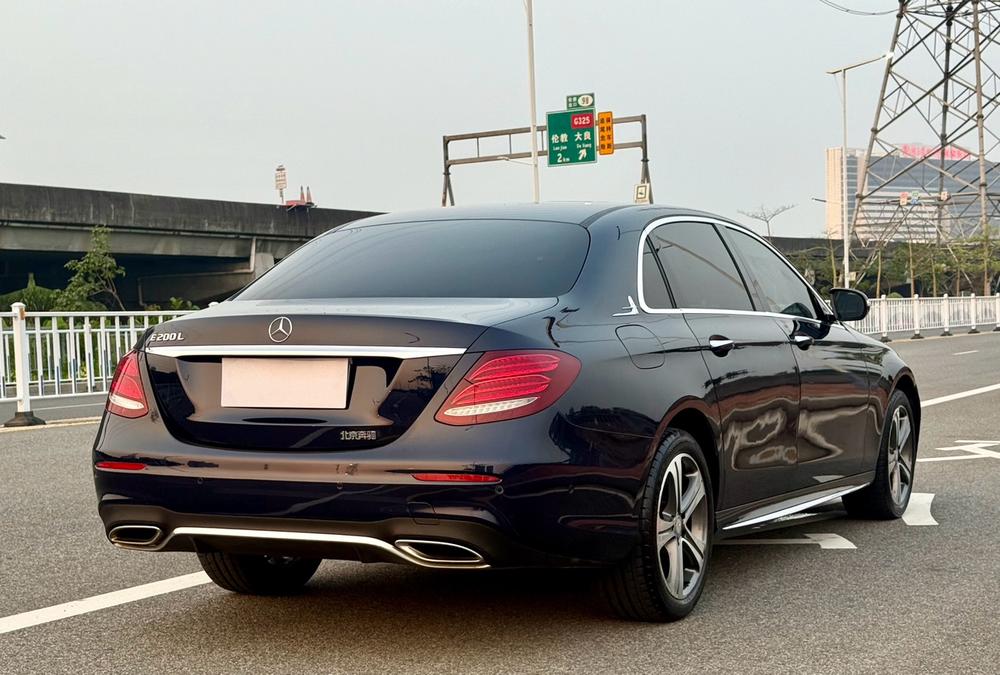 Mercedes-Benz Mercedes-Benz E-Class
