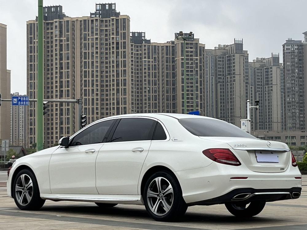 Mercedes-Benz Mercedes-Benz E-Class