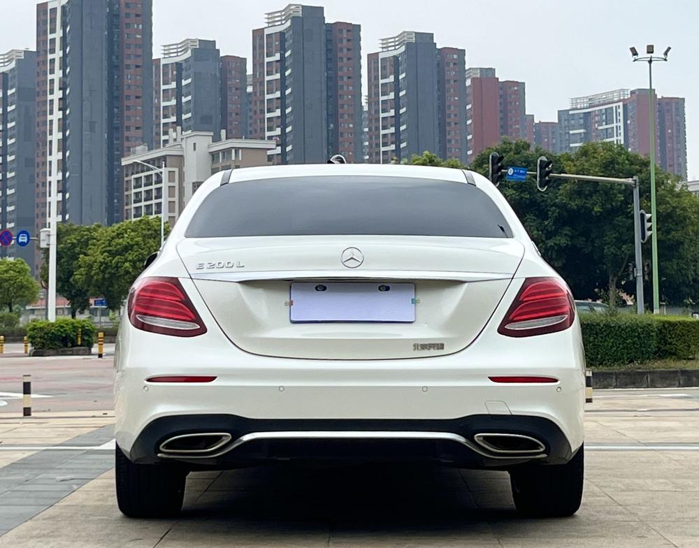 Mercedes-Benz Mercedes-Benz E-Class
