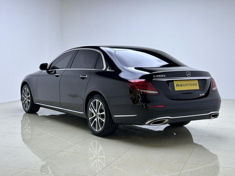 Mercedes-Benz Mercedes-Benz E-Class
