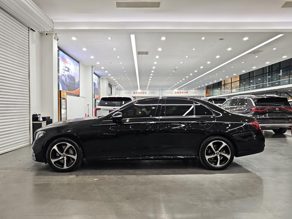 Mercedes-Benz Mercedes-Benz E-Class
