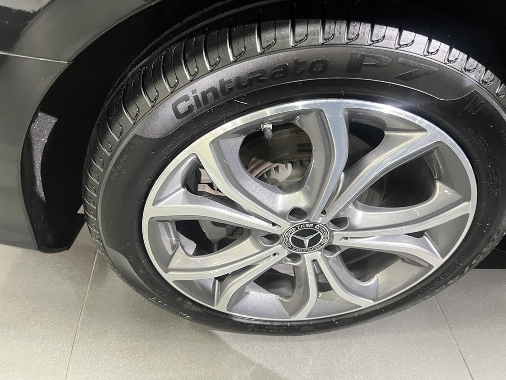 Mercedes-Benz Mercedes-Benz E-Class