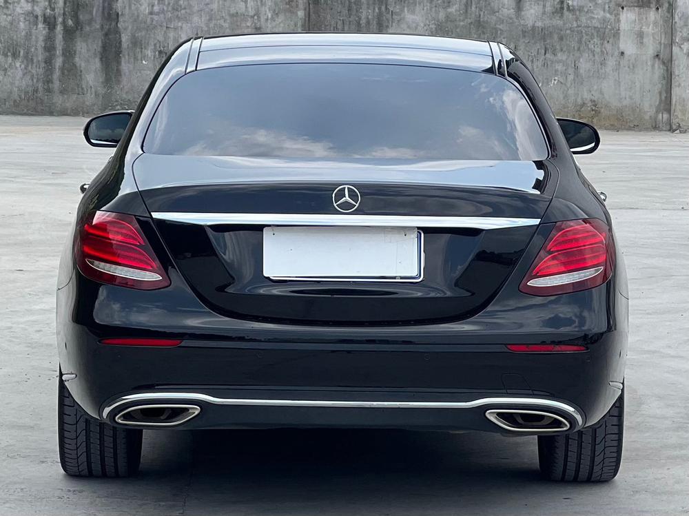 Mercedes-Benz Mercedes-Benz E-Class