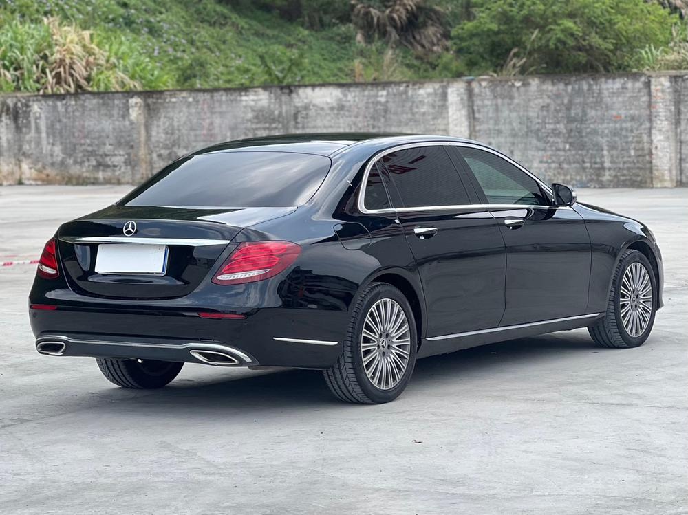 Mercedes-Benz Mercedes-Benz E-Class