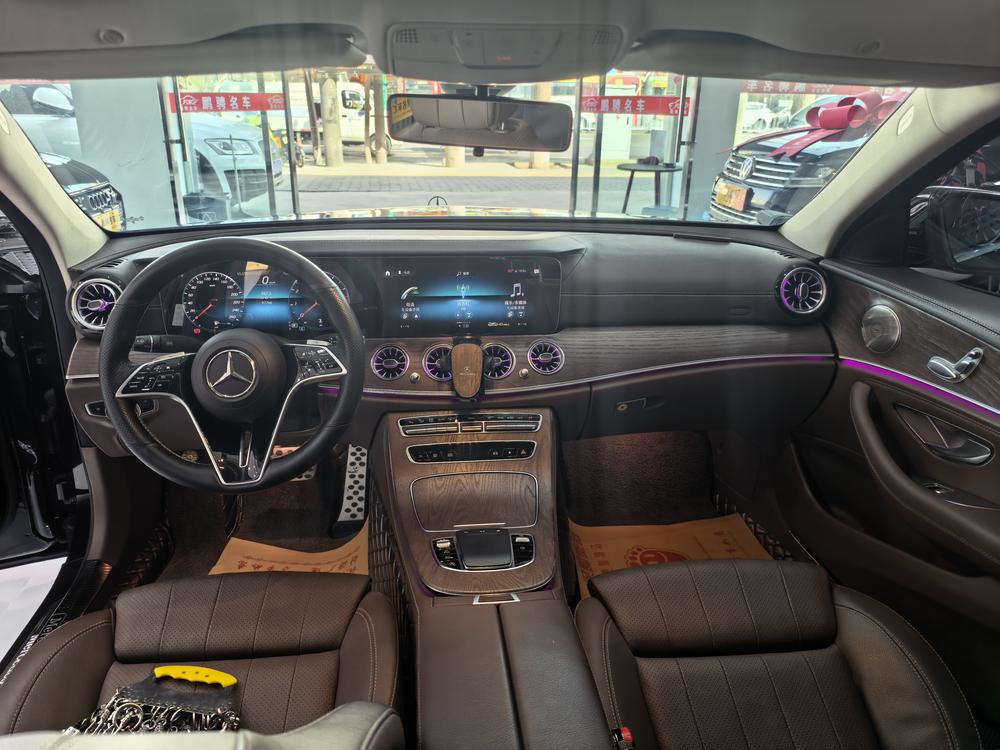 Mercedes-Benz Mercedes-Benz E-Class