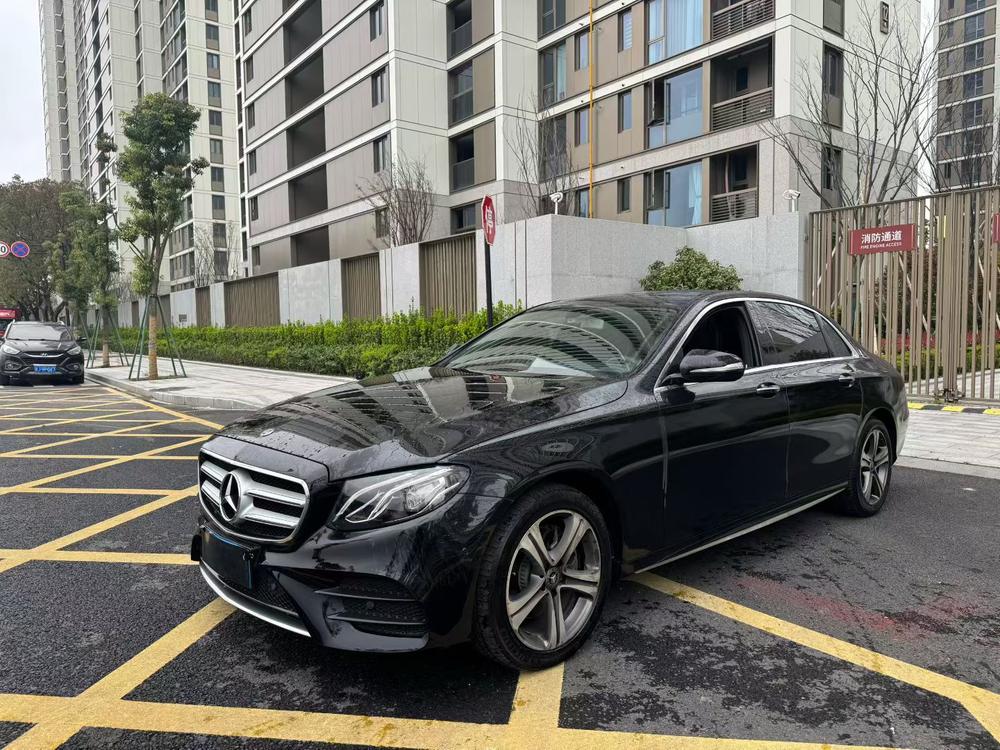 Mercedes-Benz Mercedes-Benz E-Class