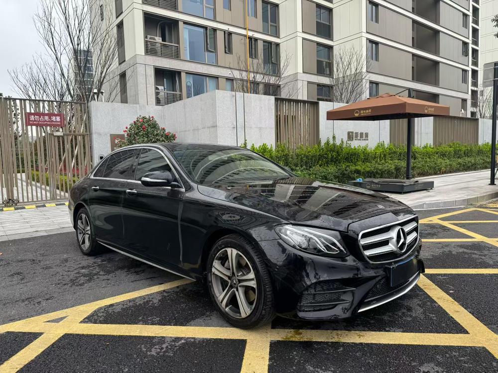 Mercedes-Benz Mercedes-Benz E-Class