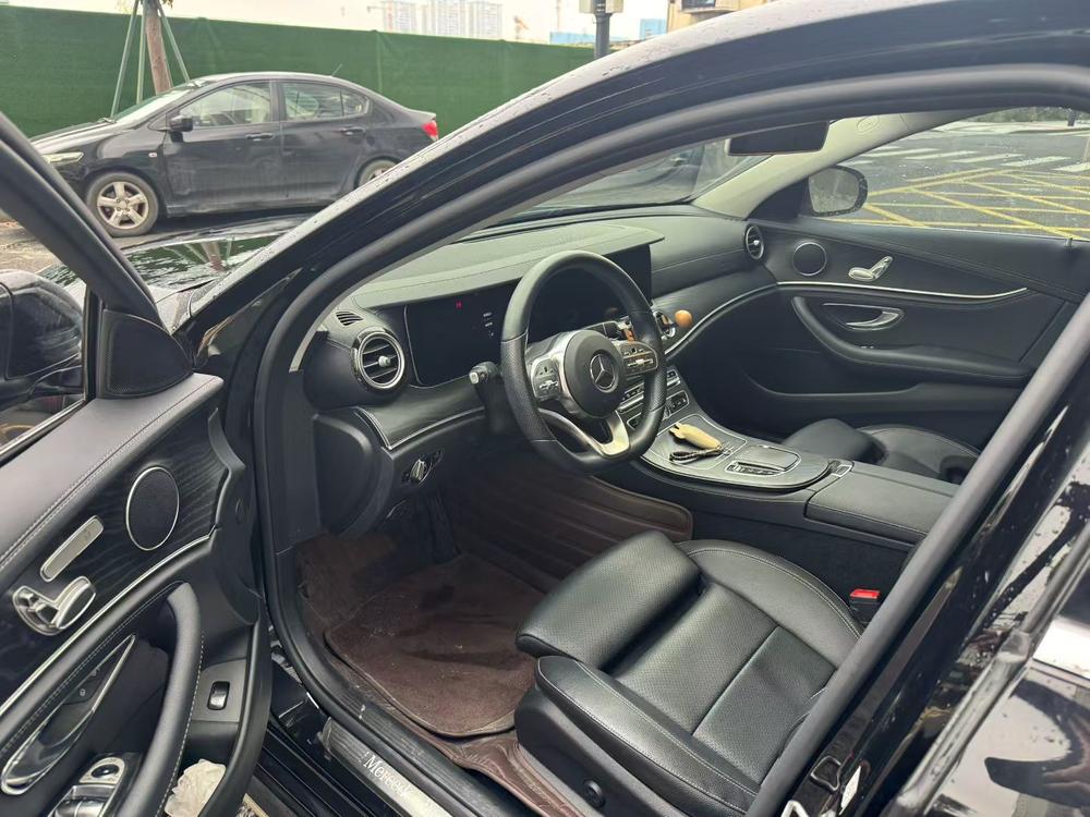 Mercedes-Benz Mercedes-Benz E-Class