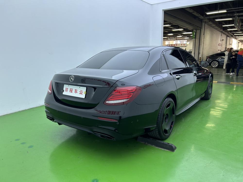Mercedes-Benz Mercedes-Benz E-Class