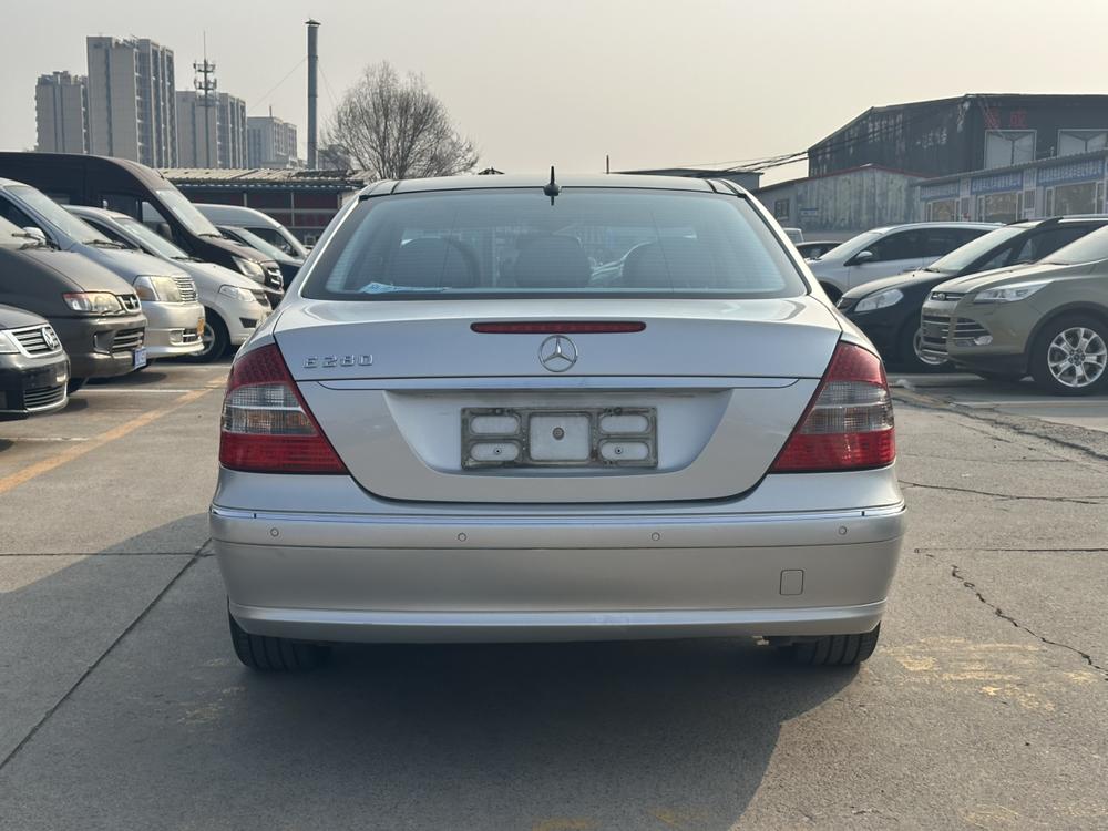 Mercedes-Benz Mercedes-Benz E-Class