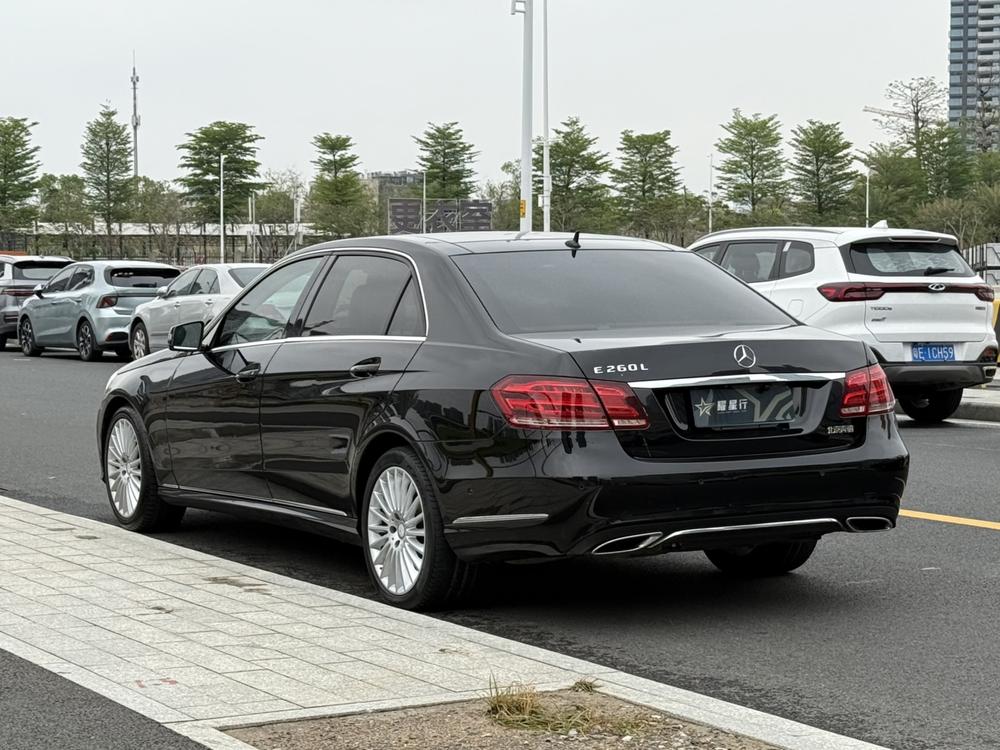 Mercedes-Benz Mercedes-Benz E-Class