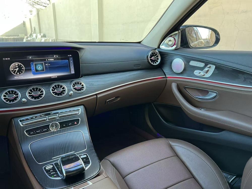 Mercedes-Benz Mercedes-Benz E-Class