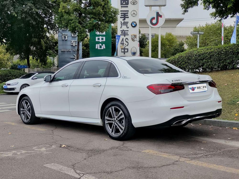 Mercedes-Benz Mercedes-Benz E-Class