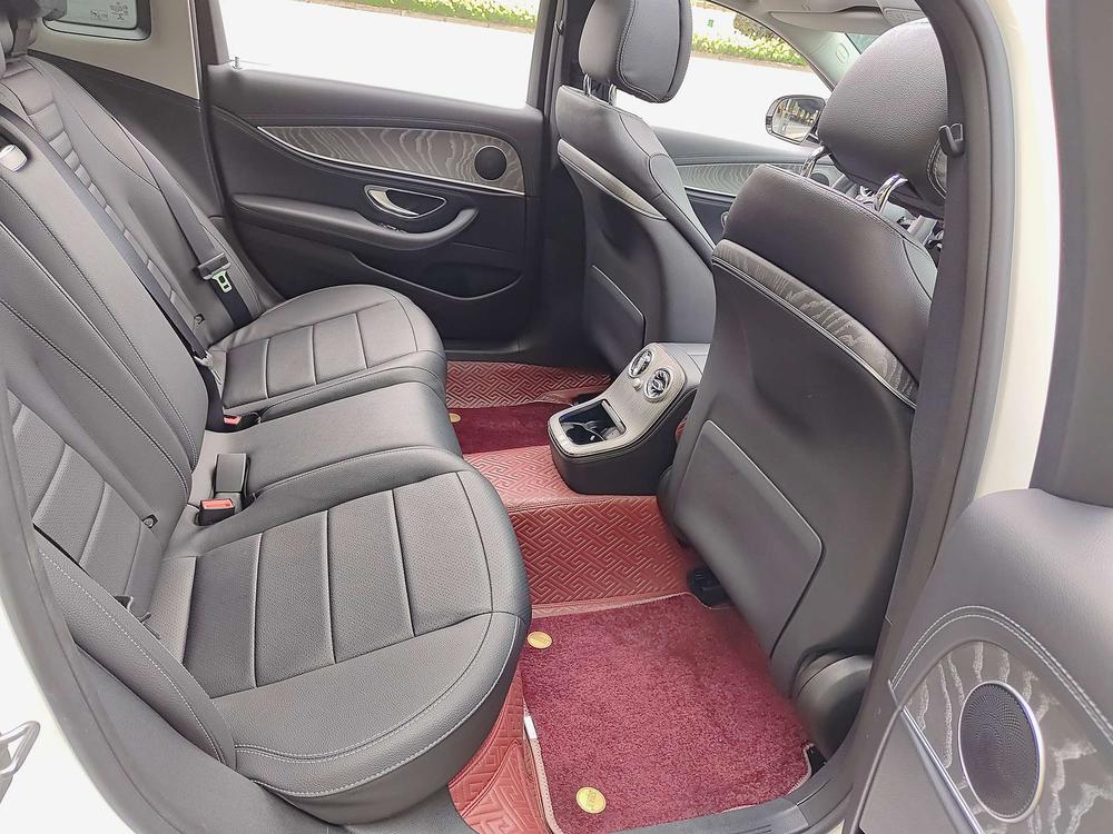 Mercedes-Benz Mercedes-Benz E-Class