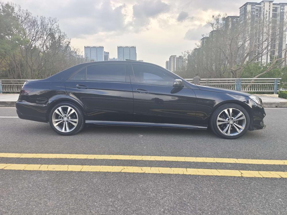 Mercedes-Benz Mercedes-Benz E-Class
