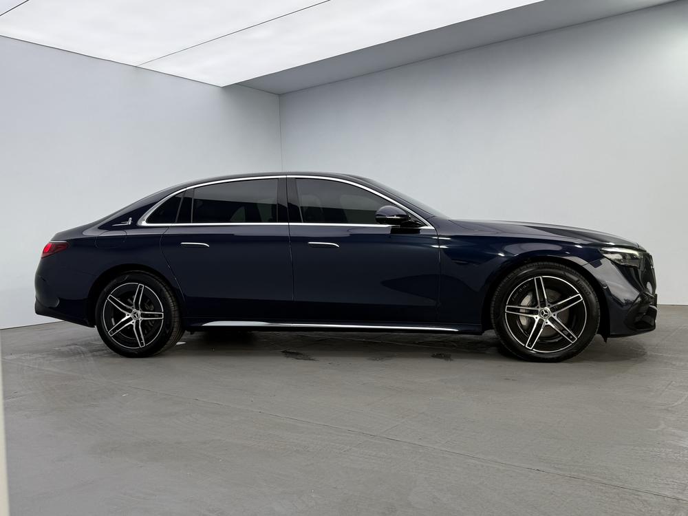 Mercedes-Benz Mercedes-Benz E-Class