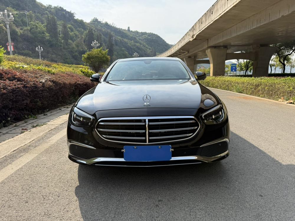 Mercedes-Benz Mercedes-Benz E-Class