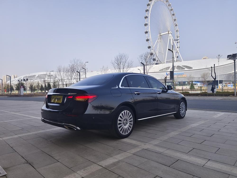 Mercedes-Benz Mercedes-Benz E-Class