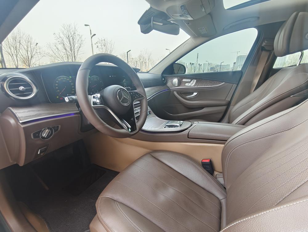 Mercedes-Benz Mercedes-Benz E-Class
